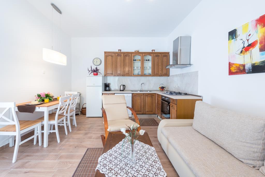 K&L Central Apartments دوبروفينك المظهر الخارجي الصورة